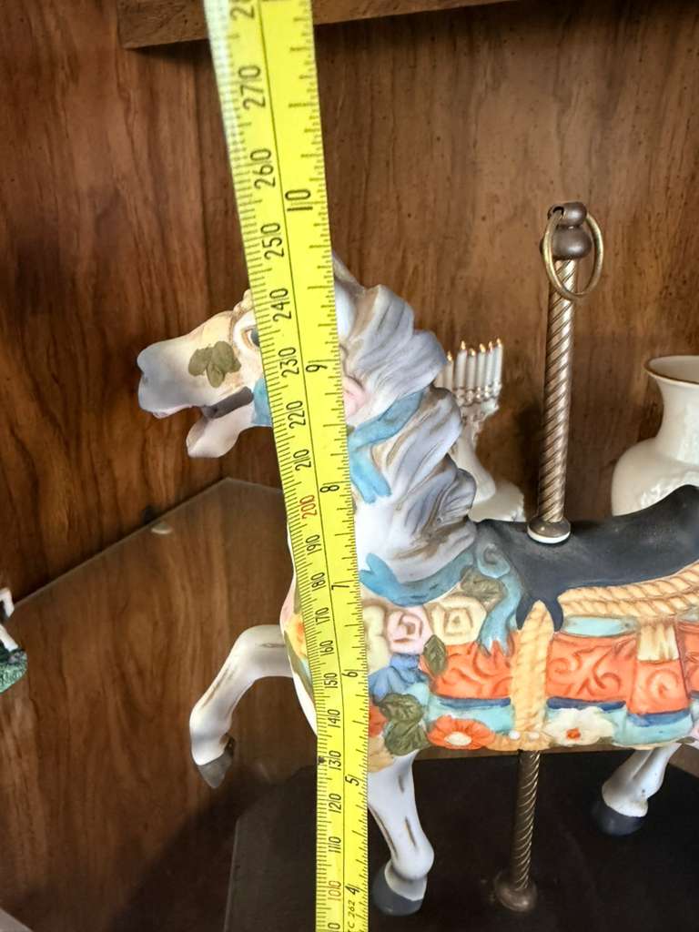 Vintage Carousel Horse Figurine Music Box Impulse Giftware Taiwan