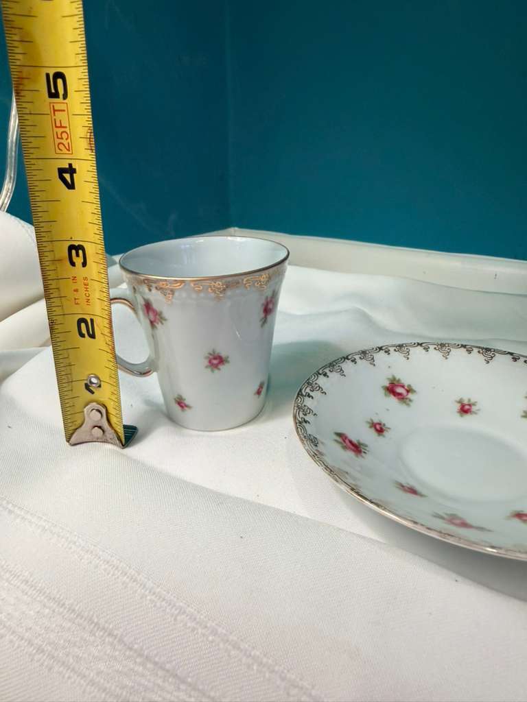 Set of 3 Antique Victoria Austria Tea Cup & Saucer Set Gold Rim Porcelain