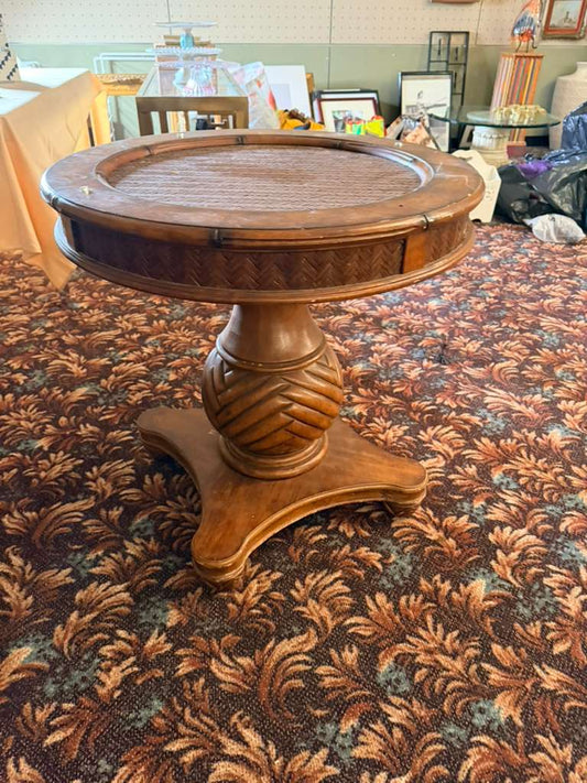 Vintage Tommy Bahama Solid Wood Round Pedestal Table Woven Top Mid Century Style