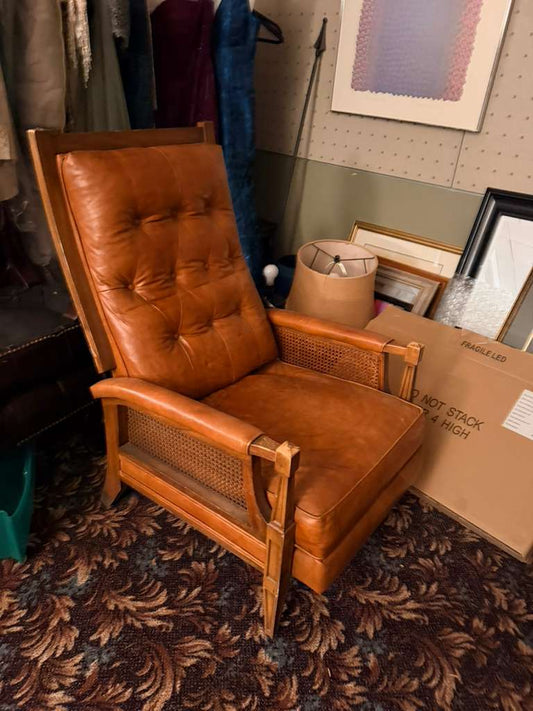 Mid-Century Style Vintage Leather Recliner Leather Lounge Chair with Ottoman