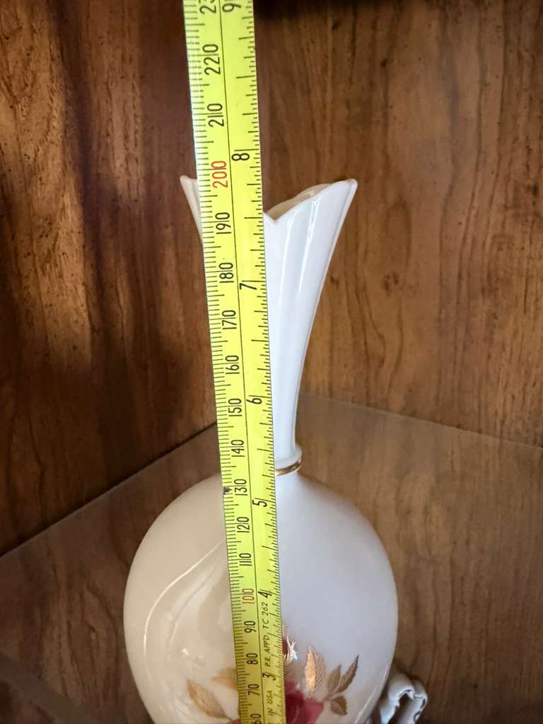 Lenox Ivory Porcelain Flower Vase Gold Trim 7.5" Tapered Vase