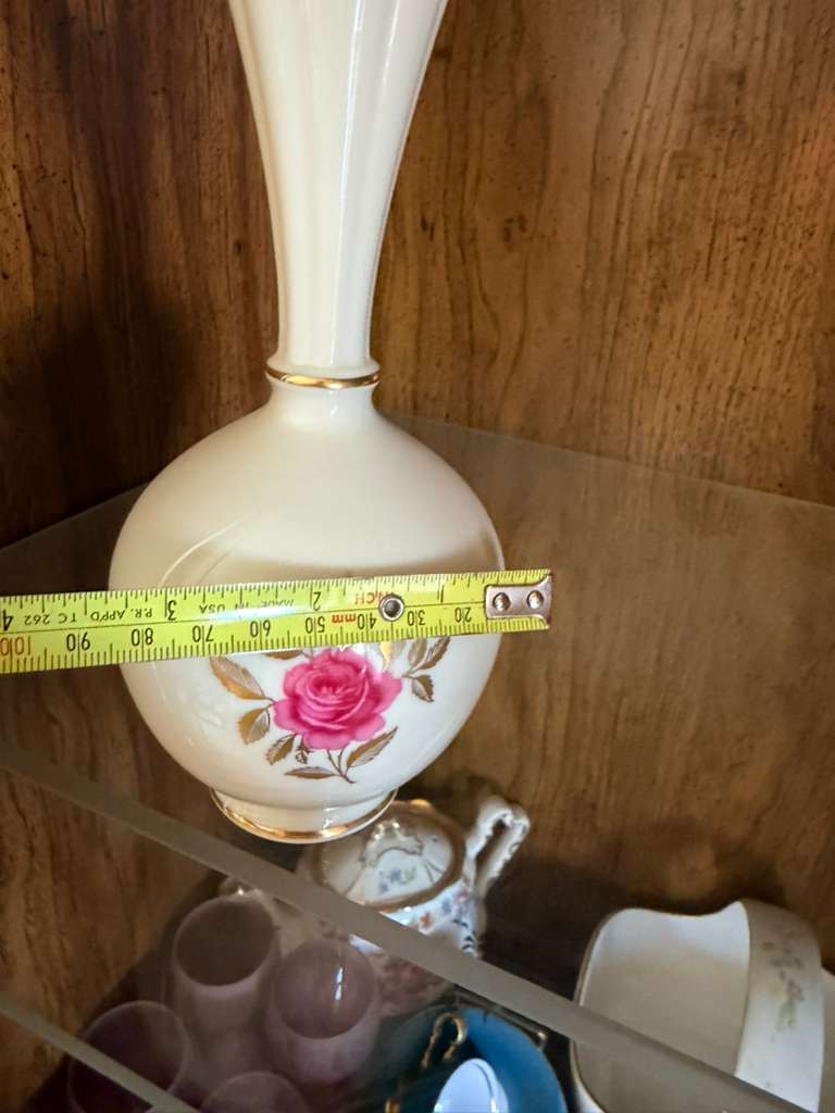 Lenox Ivory Porcelain Flower Vase Gold Trim 7.5" Tapered Vase
