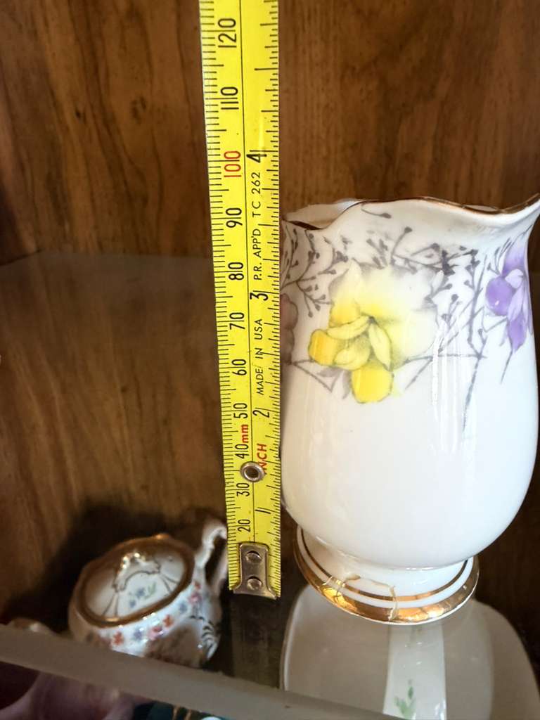 Vintage Fine Bone China Roslyn Sweet Pea Creamer Jug – Made in England