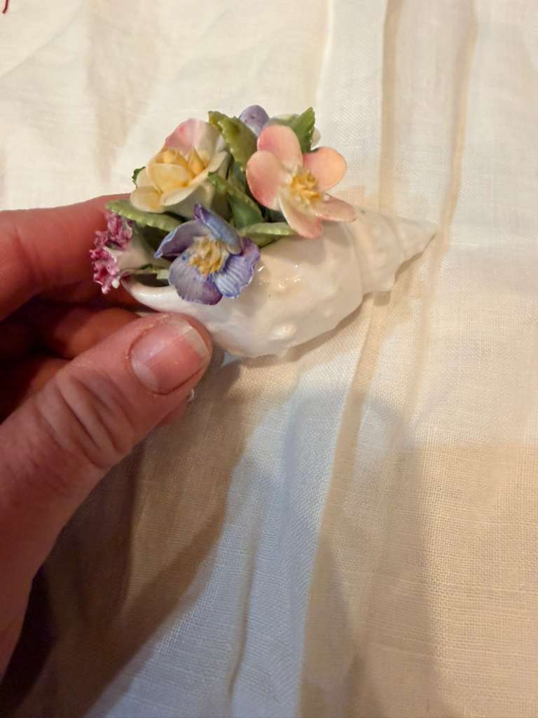 Royal Adderley Bone China Floral Shell Vase Miniature Flower Bouquet England VTG