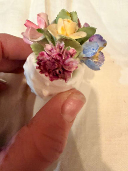 Royal Adderley Bone China Floral Shell Vase Miniature Flower Bouquet England VTG