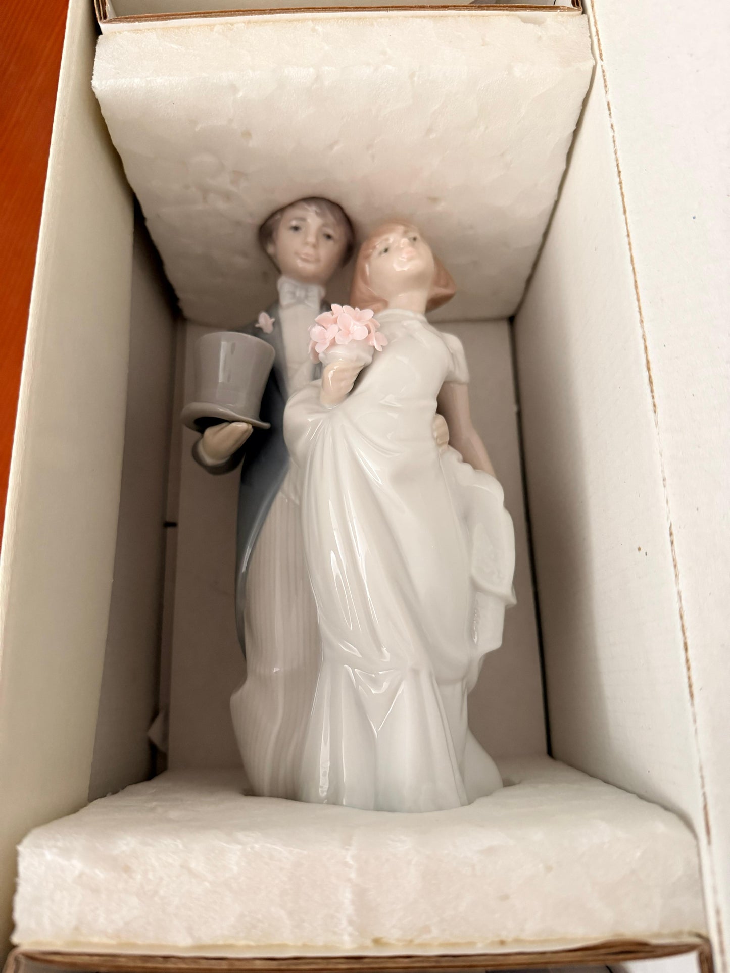 Lladro 06164 Wedding Bells Bride Groom Porcelain Figurine w Box Spain