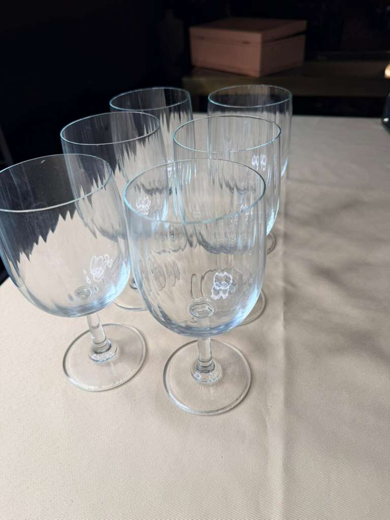 Set of 9 Vintage Clear Textured Wine Glasses Elegant Stemware