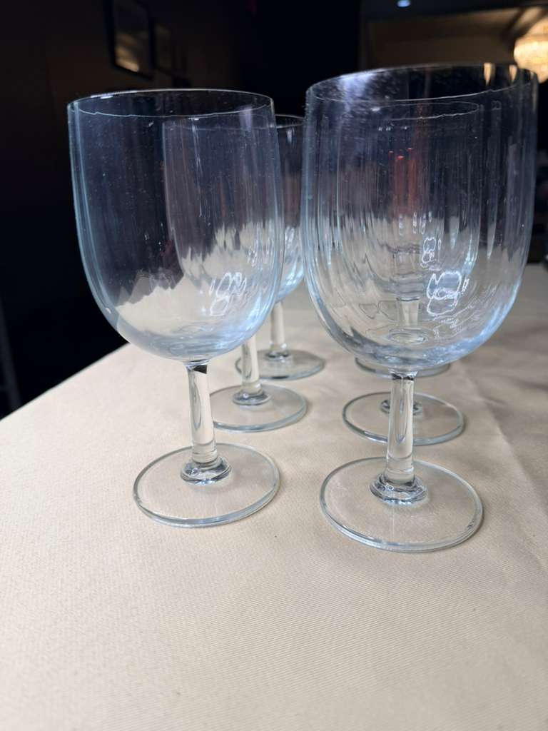 Set of 9 Vintage Clear Textured Wine Glasses Elegant Stemware