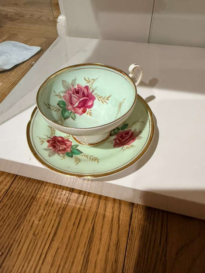 Vintage Green Floral Rose Desig Royal Bone China Tea Cup & Saucer