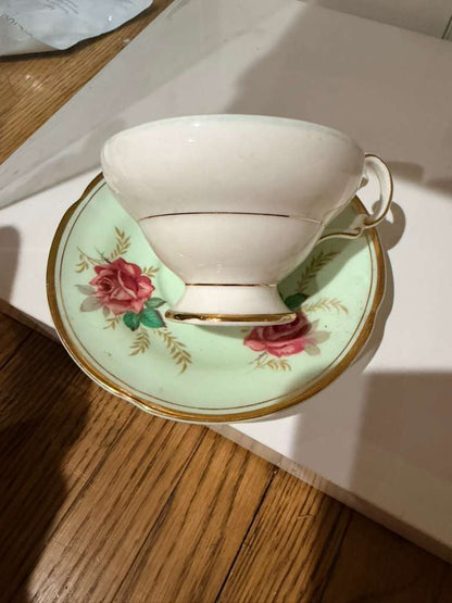 Vintage Green Floral Rose Desig Royal Bone China Tea Cup & Saucer
