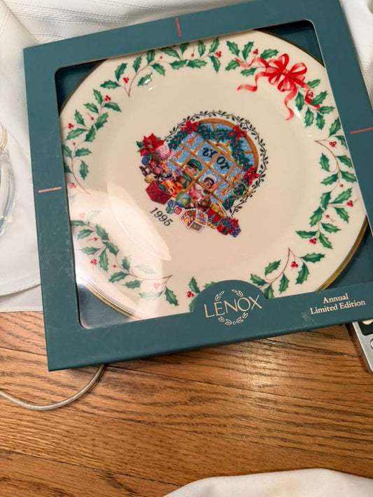 Lenox Annual Holiday Collectors Plate 1995 Limited Edition Christmas USA