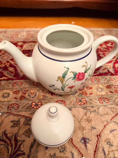 Lenox Rose Garden Teapot Casual Images Floral w Lid Made In Brazil